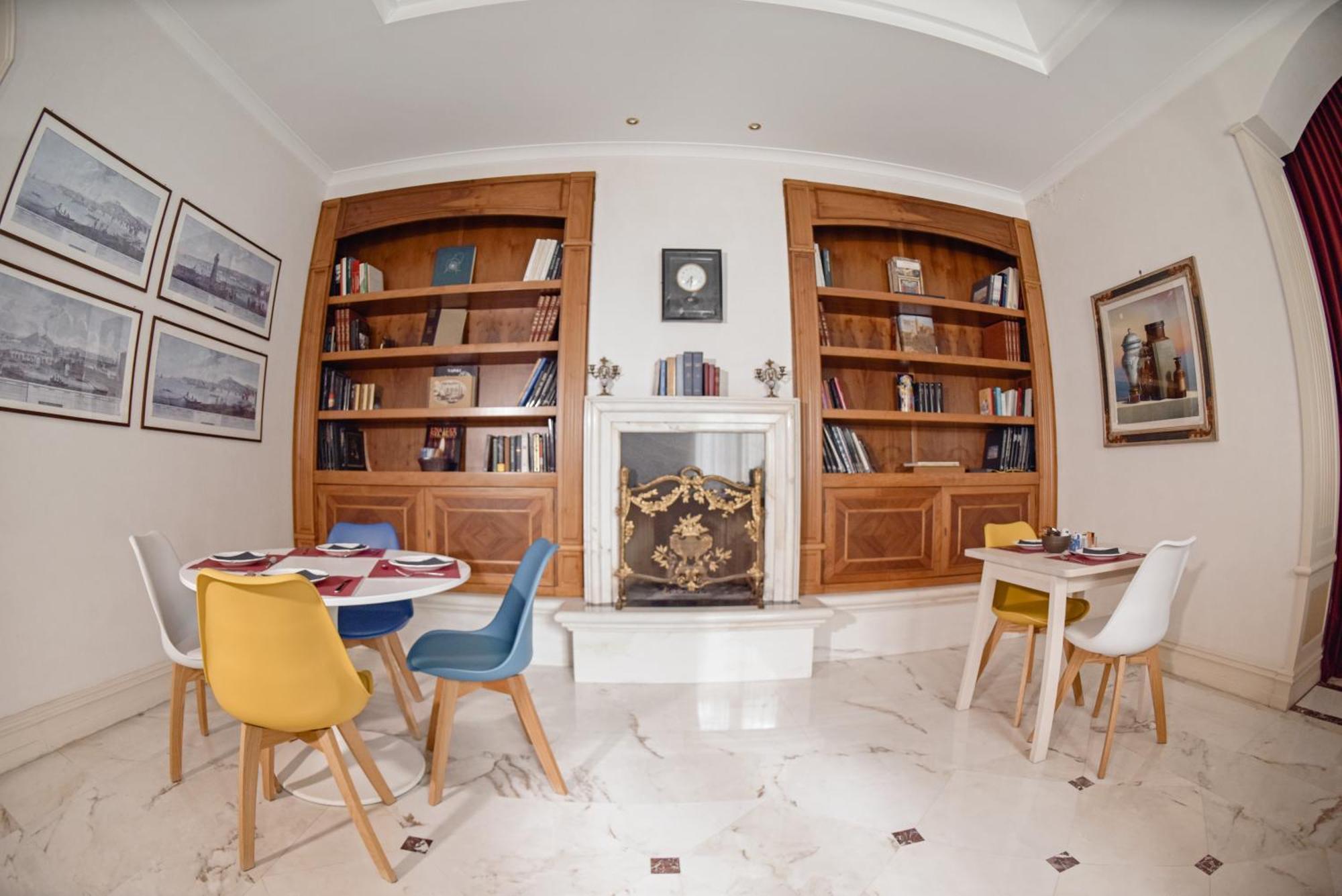 Al Centro Luxury Home Caserta Eksteriør billede