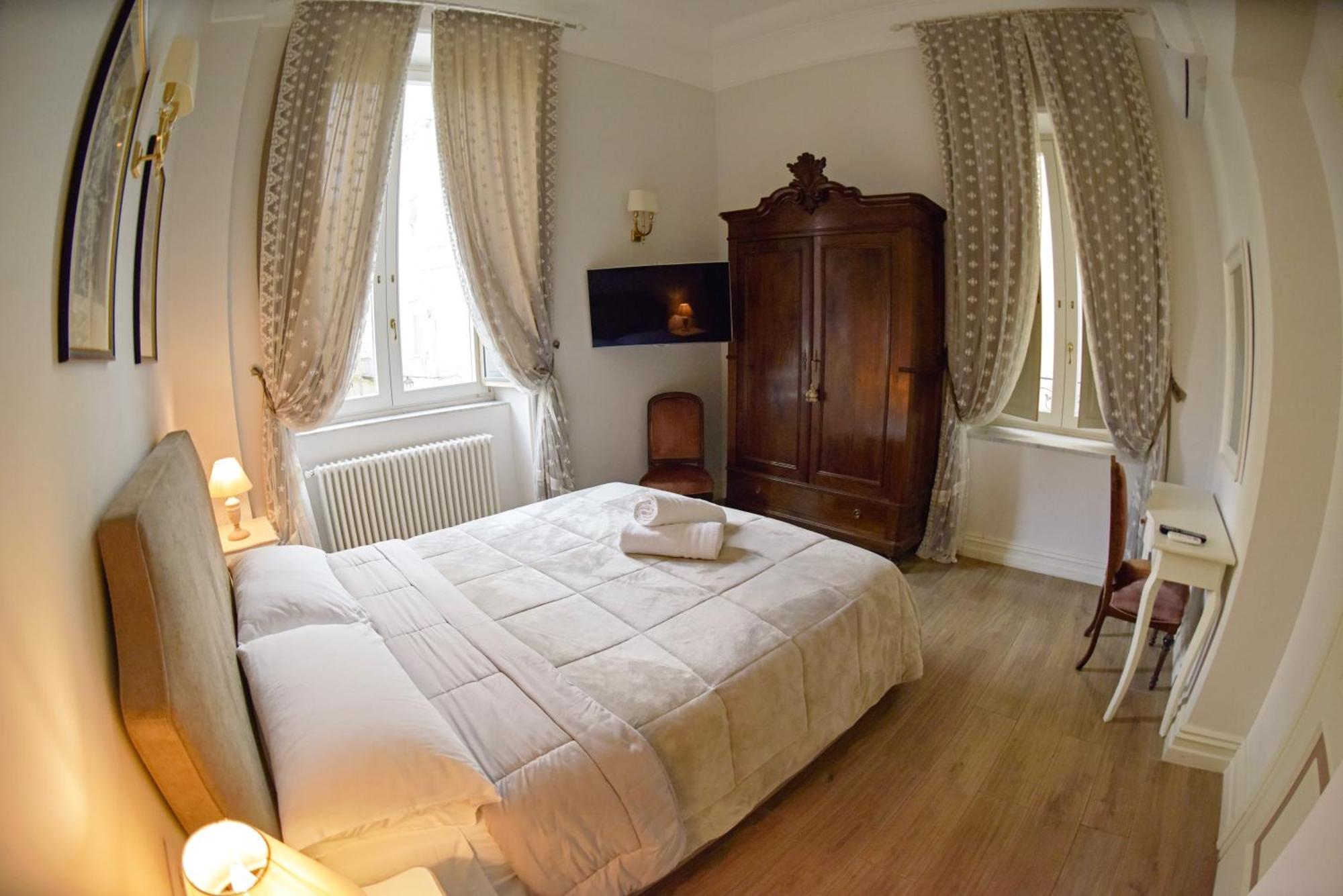 Al Centro Luxury Home Caserta Eksteriør billede
