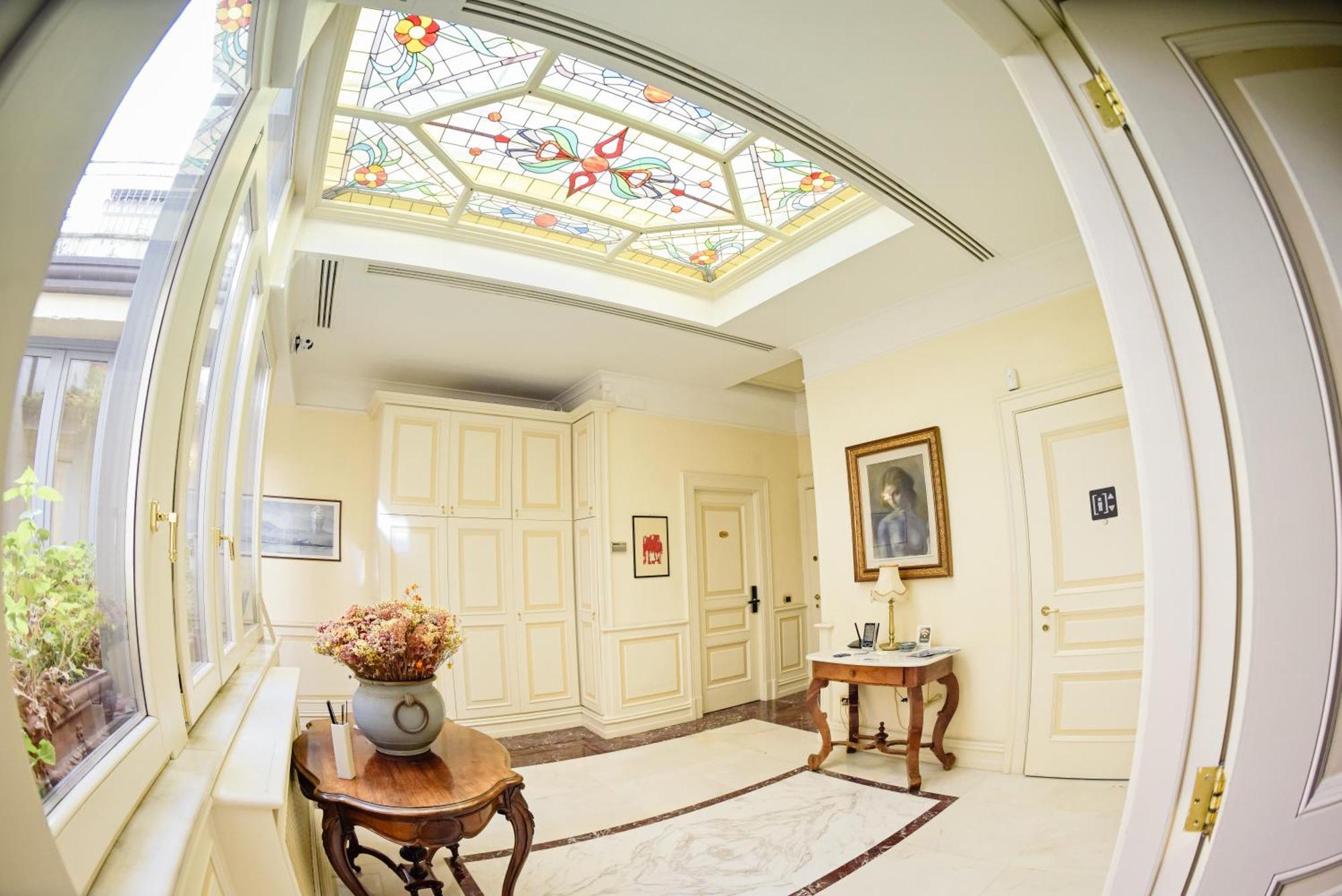 Al Centro Luxury Home Caserta Eksteriør billede