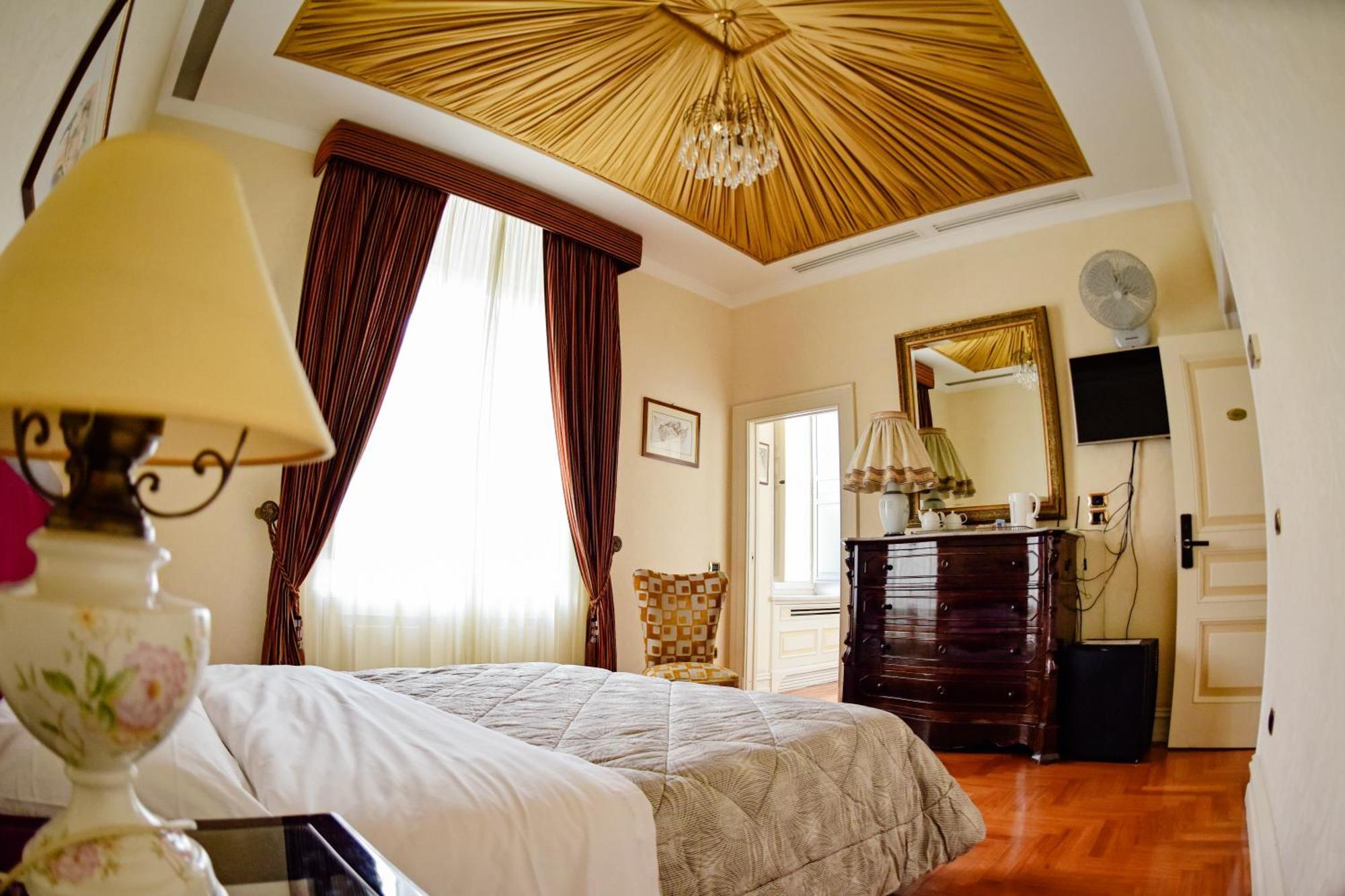 Al Centro Luxury Home Caserta Eksteriør billede