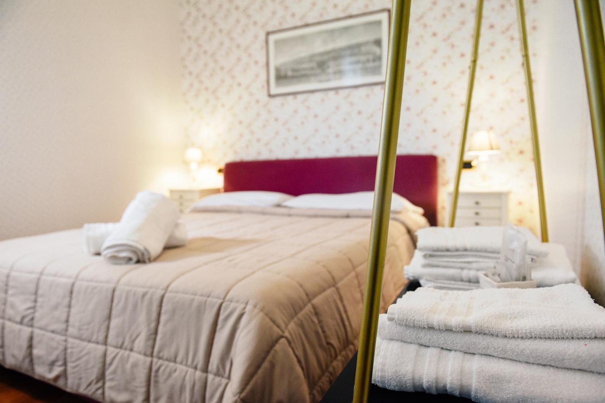 Al Centro Luxury Home Caserta Eksteriør billede