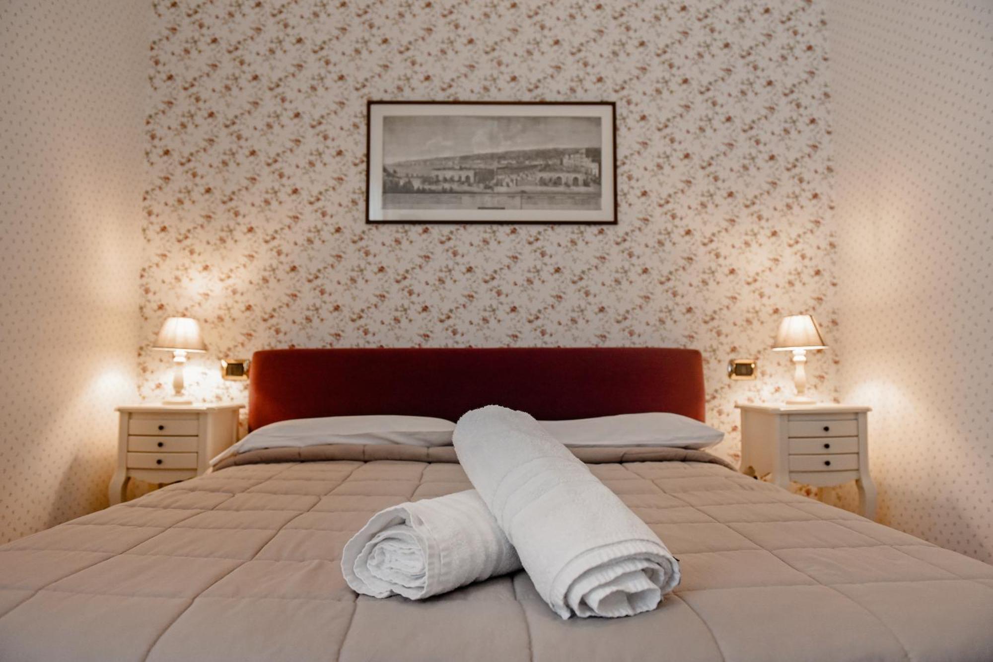 Al Centro Luxury Home Caserta Eksteriør billede
